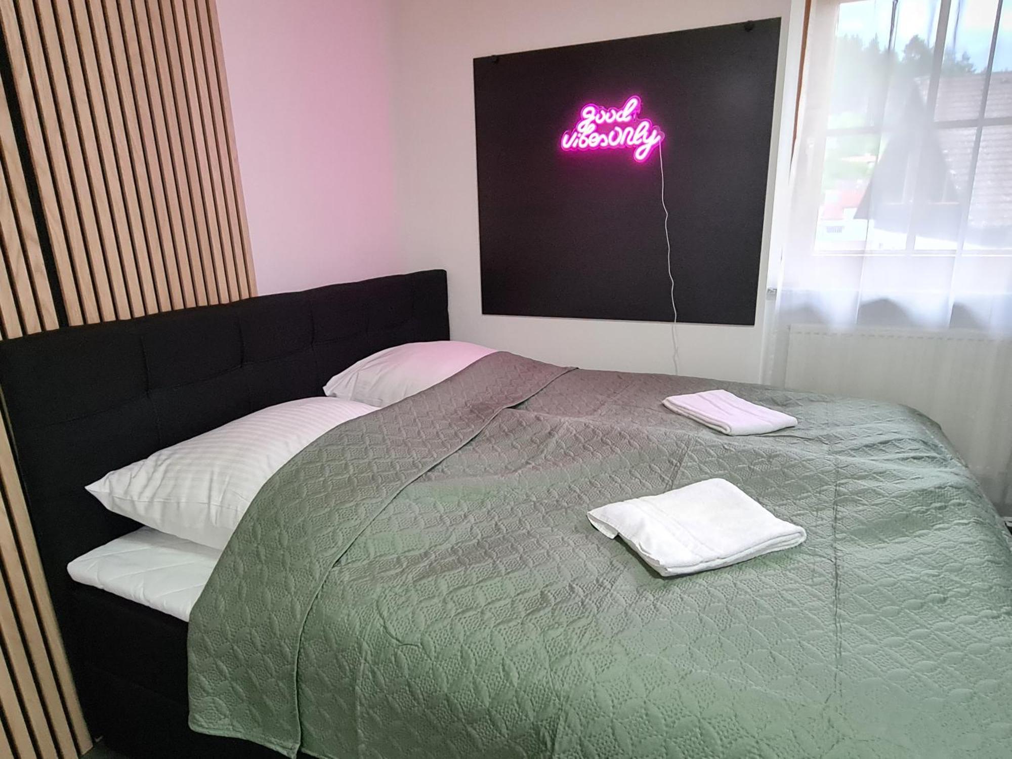 Theox No 11 Studio Apartment Fuer 2 Personen Heppenheim  Ngoại thất bức ảnh